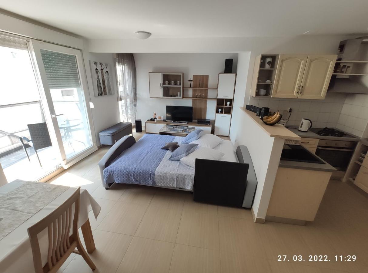 Апартаменты Apartman Antonela With Free Garage Parking Сплит Экстерьер фото